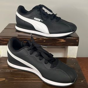 Puma Turin II White Black Sneakers